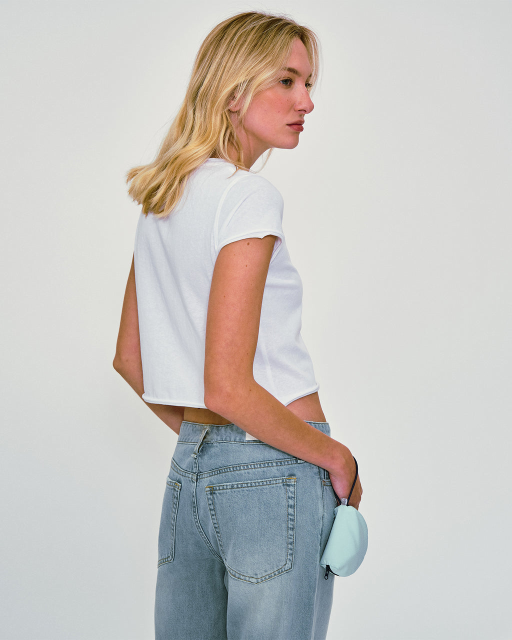 カットオフ VネックTシャツ｜ホワイト