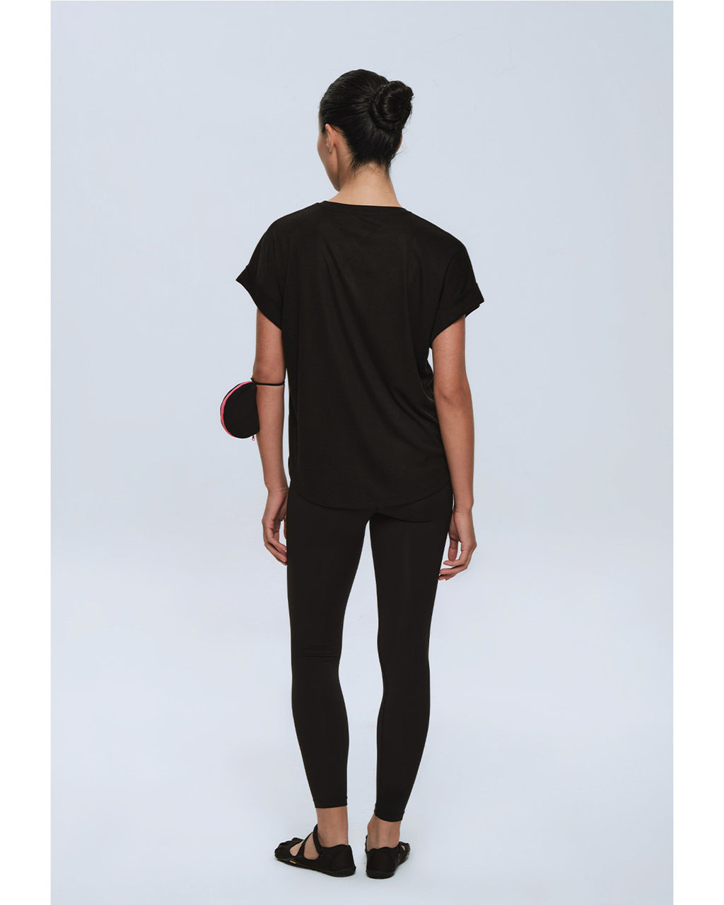 ロールスリーブ ルーズTシャツ｜ブラック